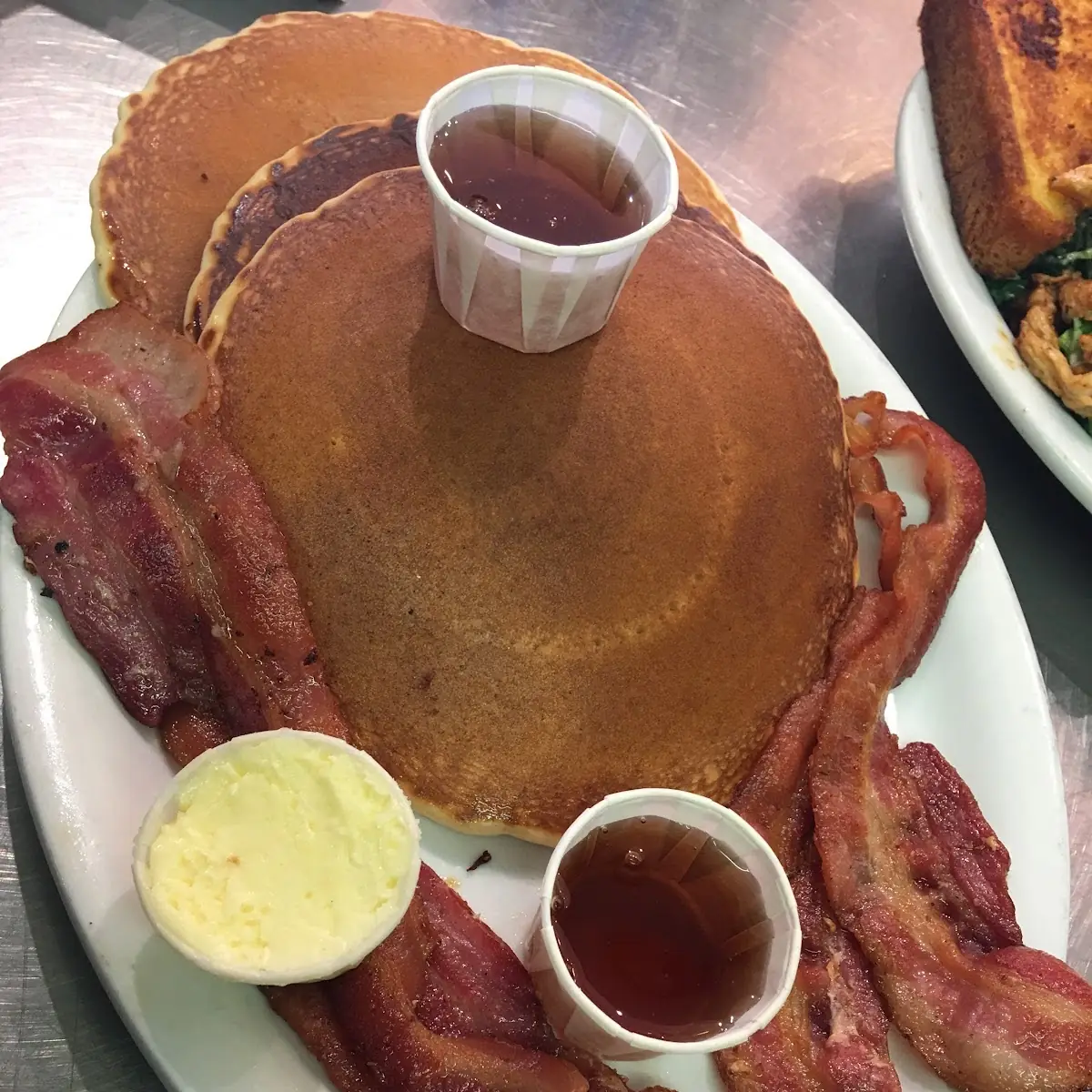 Pancakes & Eggs