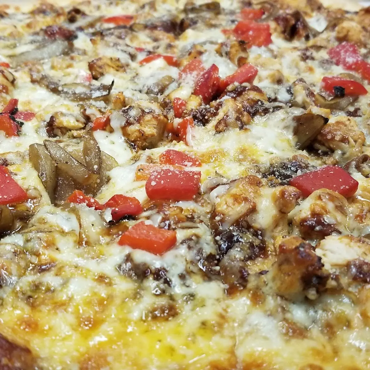 Grilled BBQ Chicken Pizza