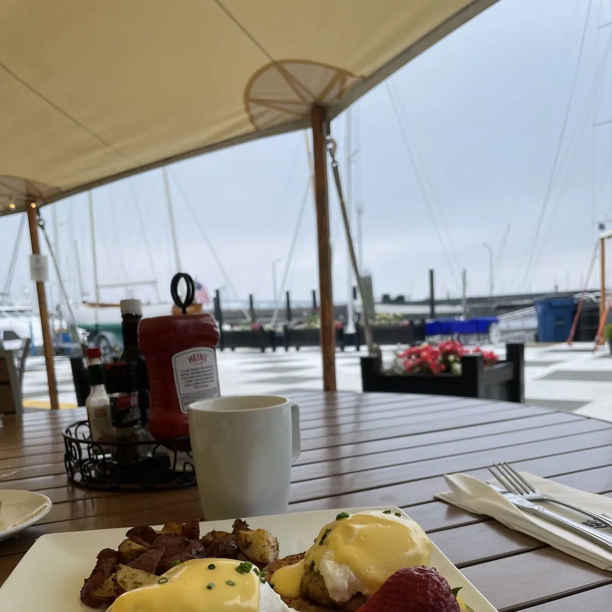Classic Eggs Benedict