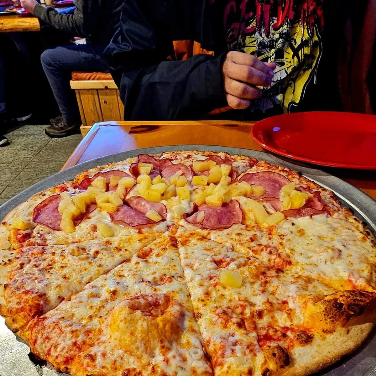 Hawaiian Pizza