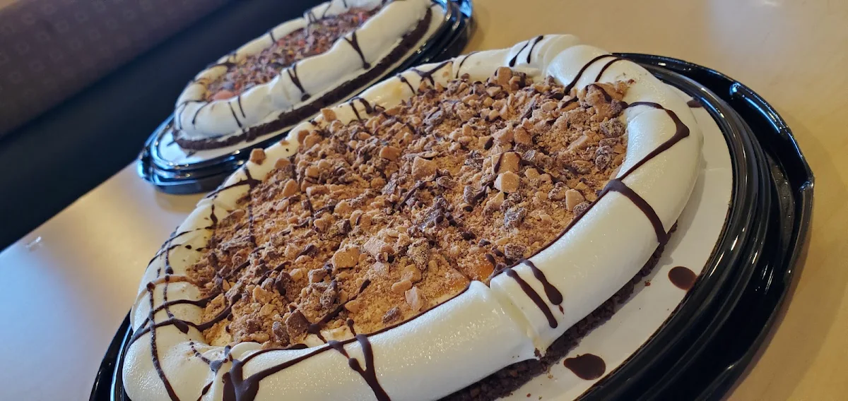 Skor Ice Cream Pizza, Dairy Queen Grill & Chill