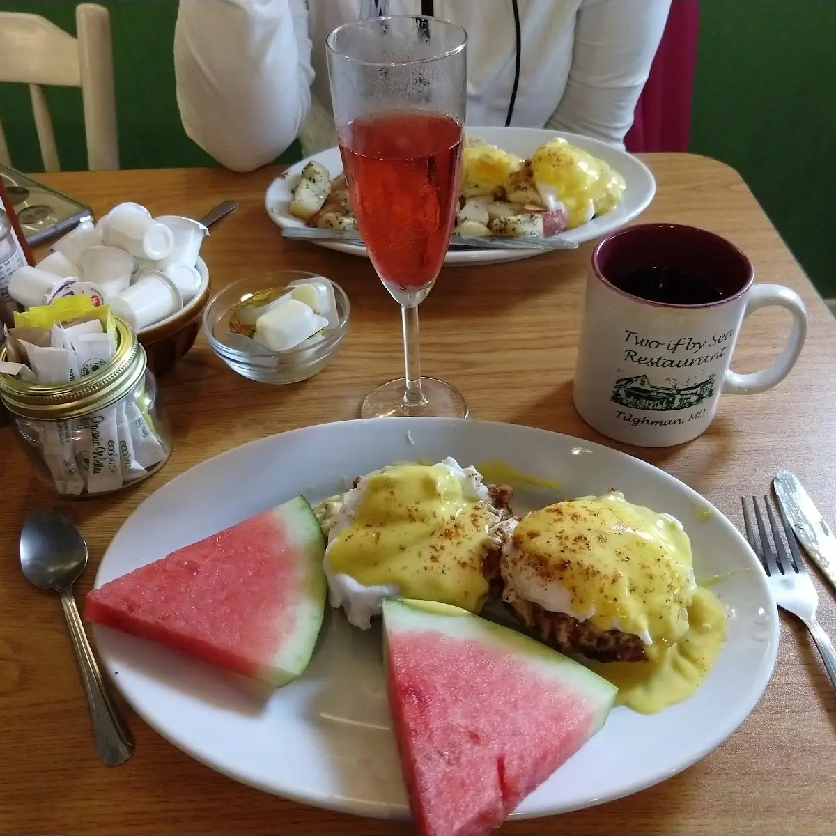 Crabbie Eggs Benedict