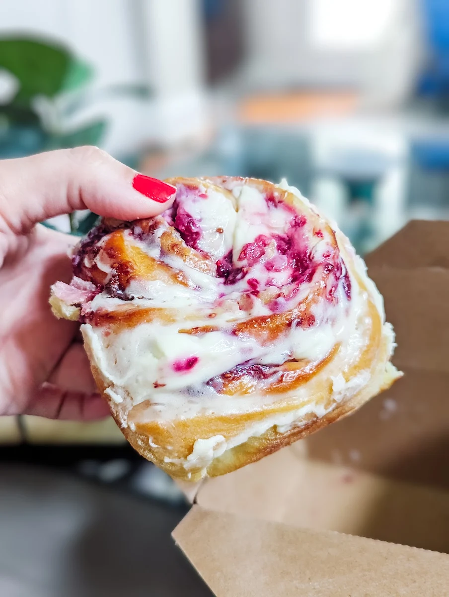 Raspberry Cinnamon Roll