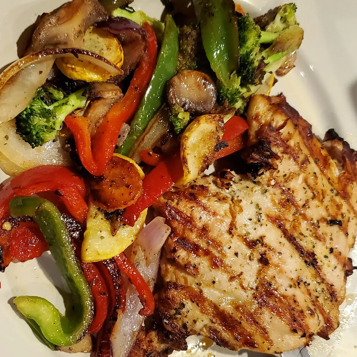 Marinated Chicken with Grilled Vegetables