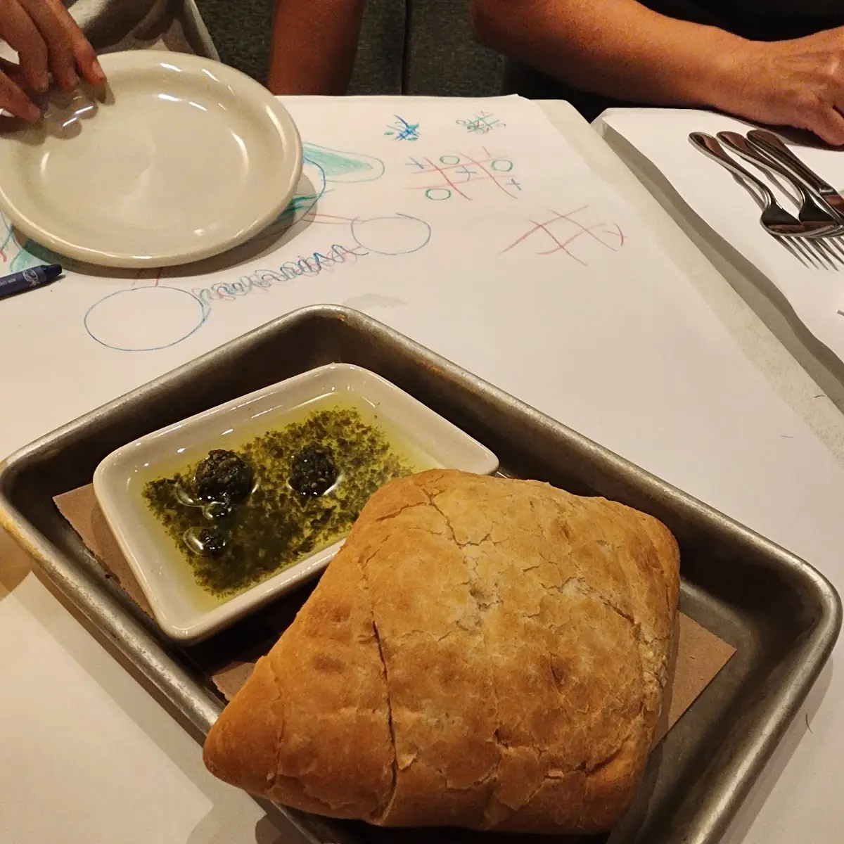 Bread & Olive Oil Dipping Sauce