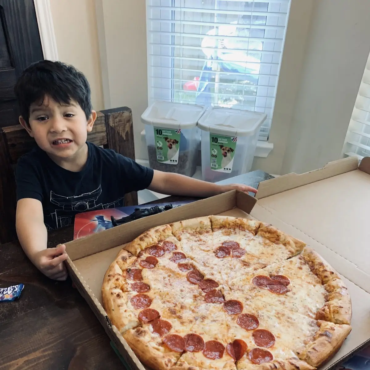 Happy Face Pizza