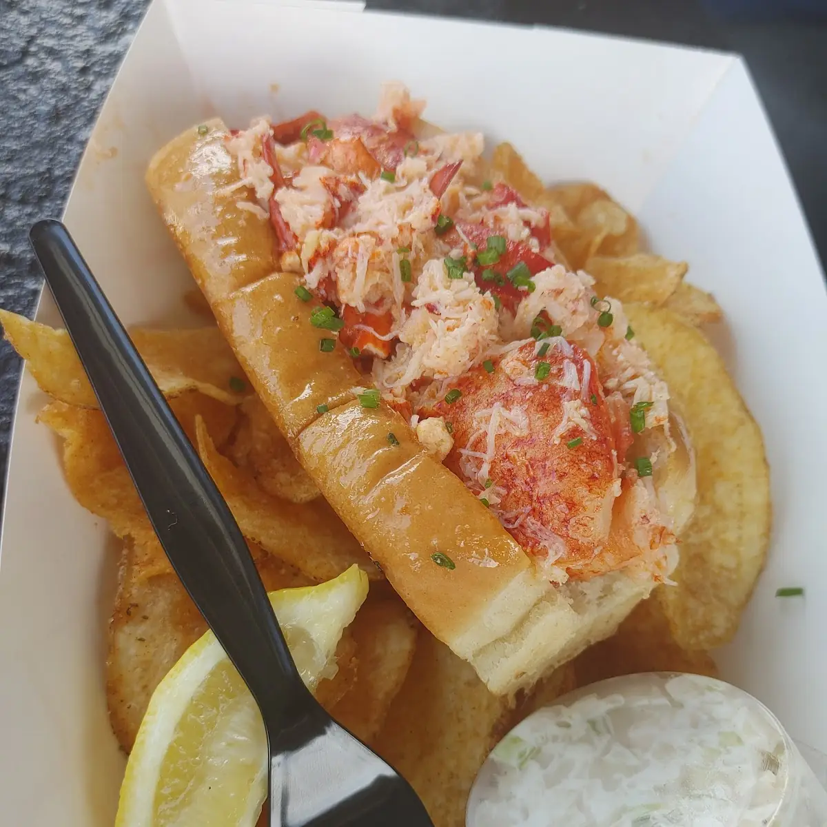 Marine Lobster Roll
