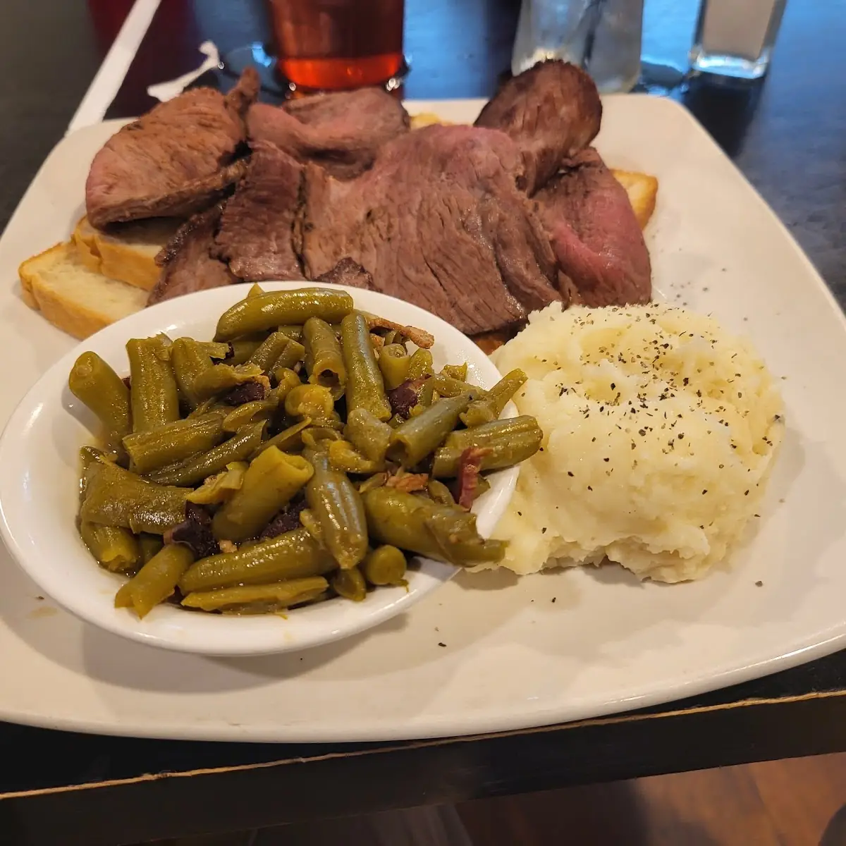 Roast Beef Mashed Potatoes and Green Beans