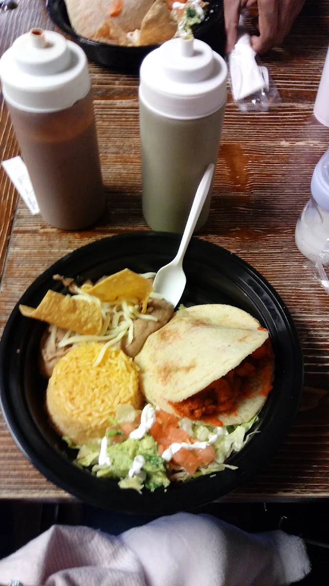 Chile Colorado Platillo Platter
