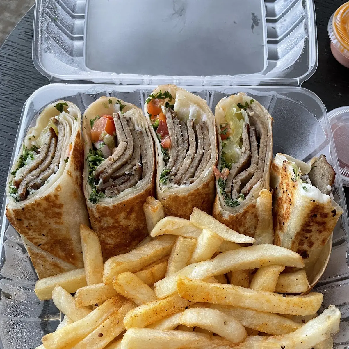 Beef Burrito بيـف بـريتــو