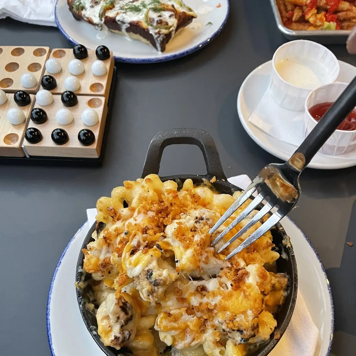Mac N' Cheese