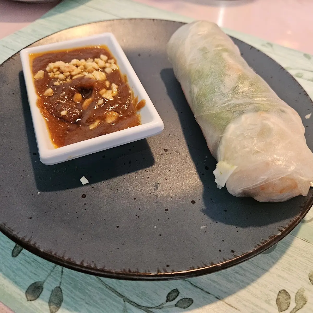 2 Fresh Spring Rolls- 2 Pieces
