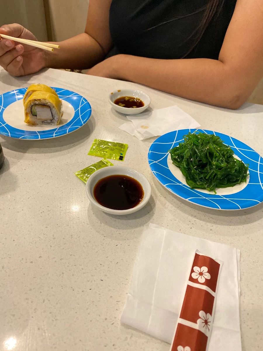 Sushi on the Train, On a Roll Sushi Birtinya