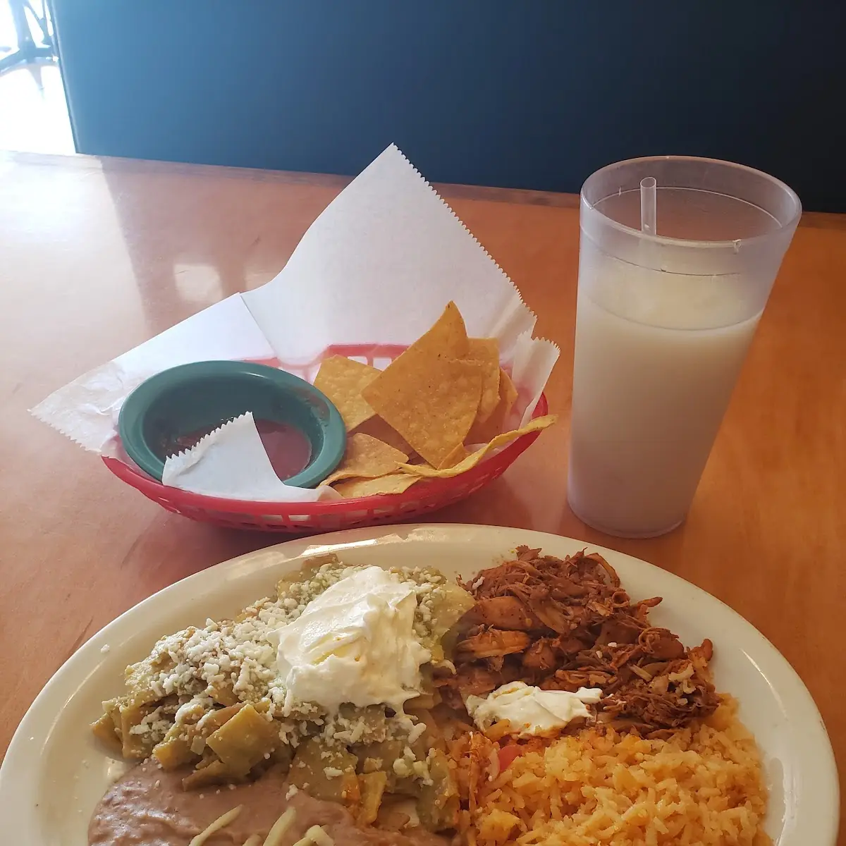 Chilaquiles Verdes Con Pollo