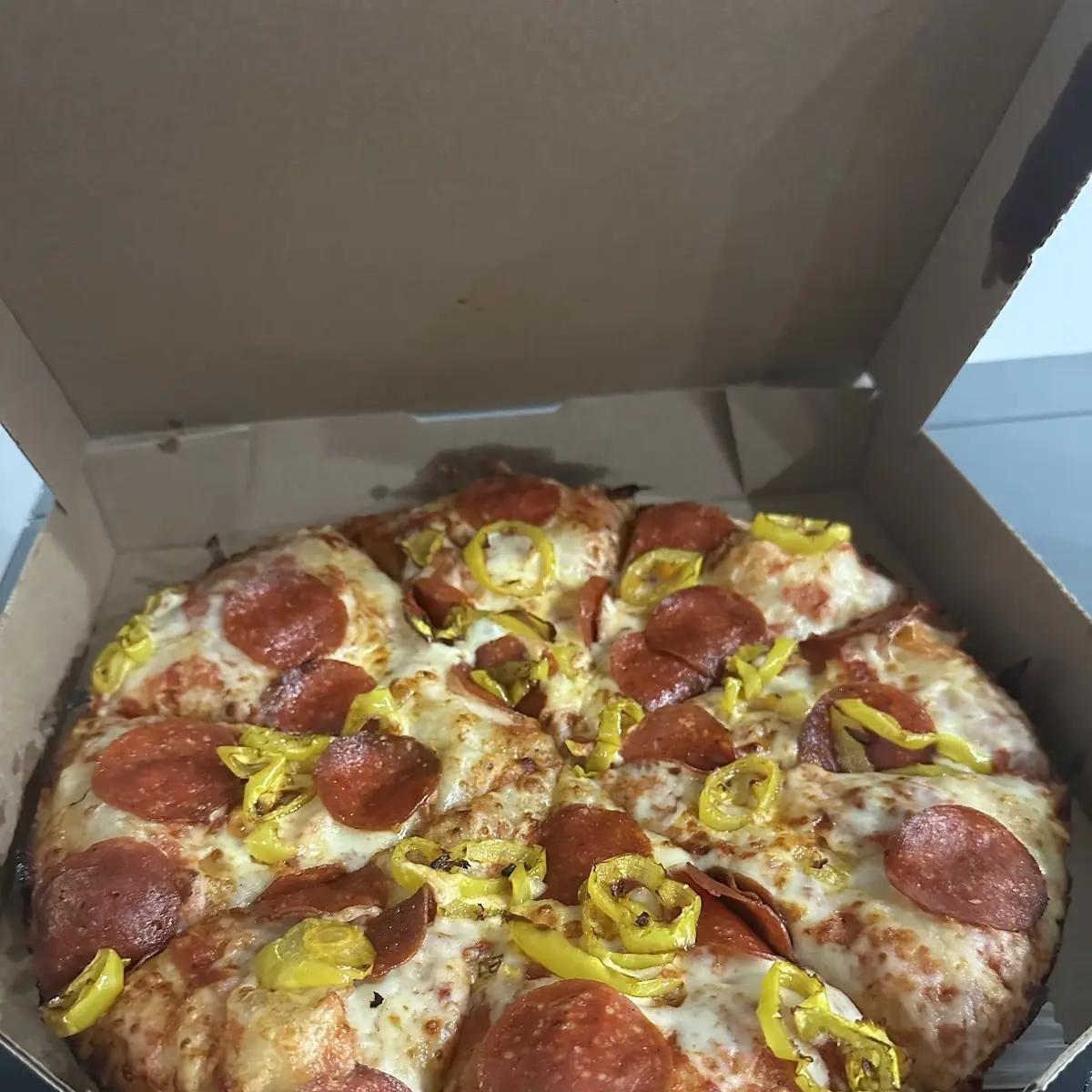 Pan Pepperoni Pizza with Banana Peppers