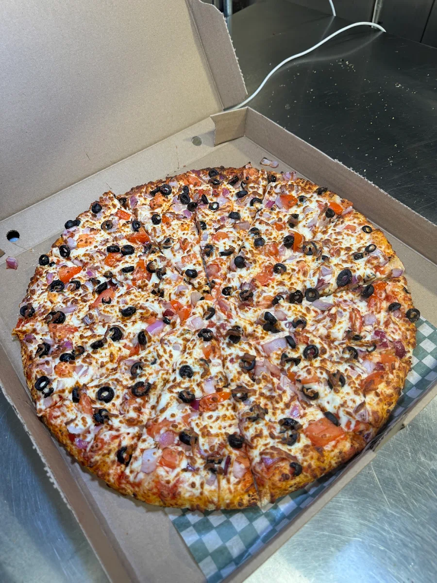 Highlights, Strangers Pizza
