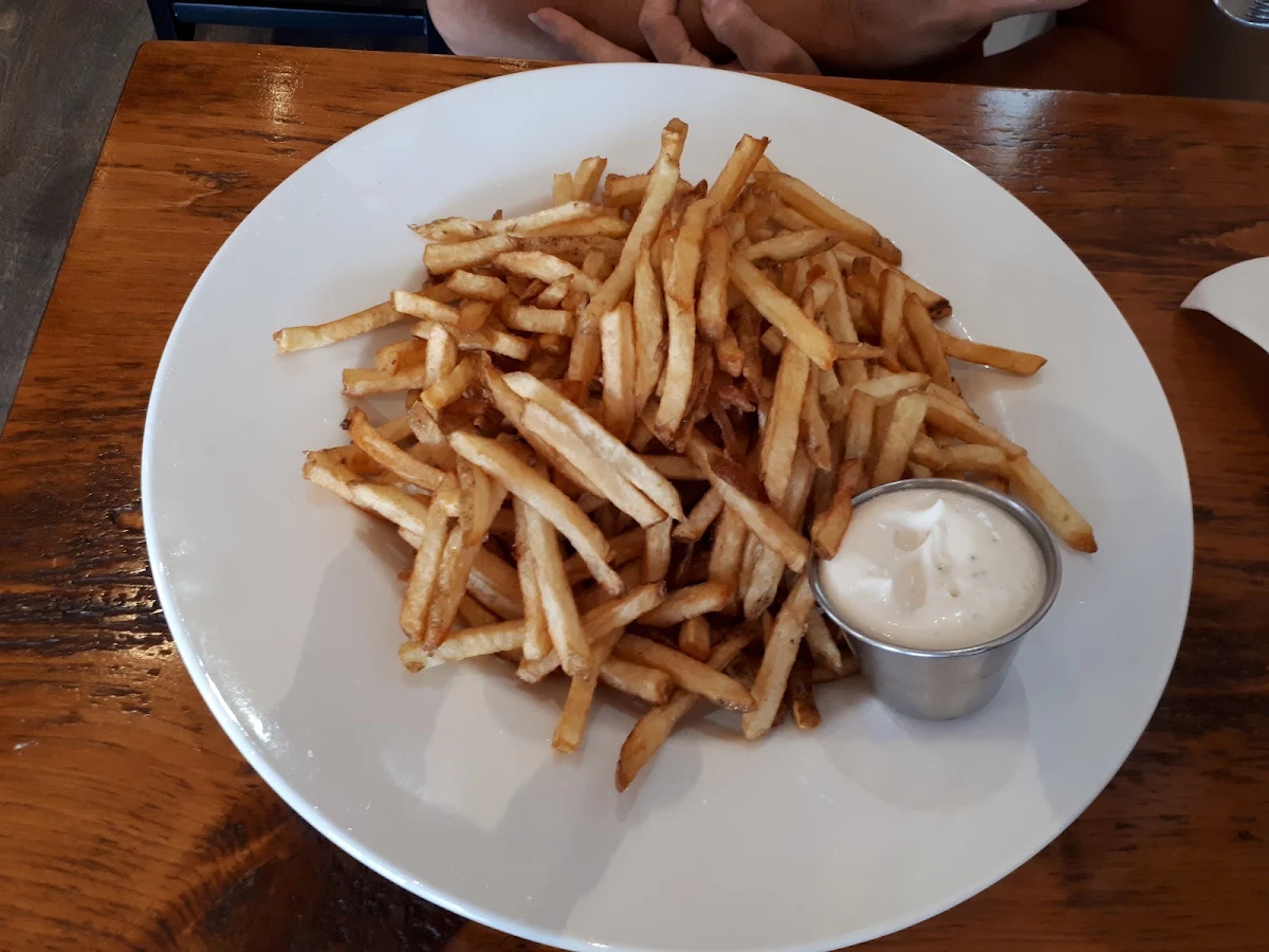 Frites w Garlic Aioli, Moody's Bar and Grill