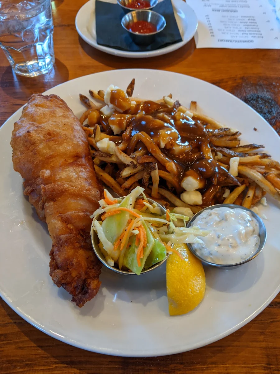 Just Wow, Moody's Bar and Grill