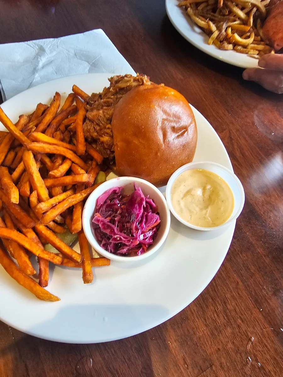 Pull Pork, Moody's Bar and Grill