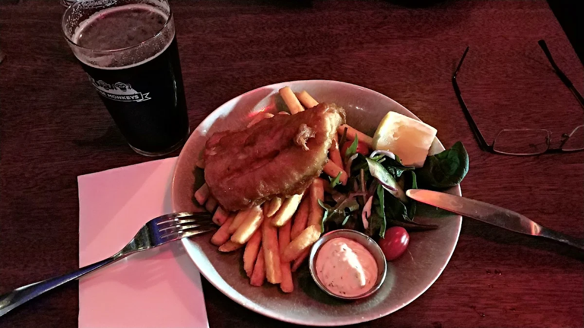 Barramundi with Chips, 3 Wise Monkeys Pub