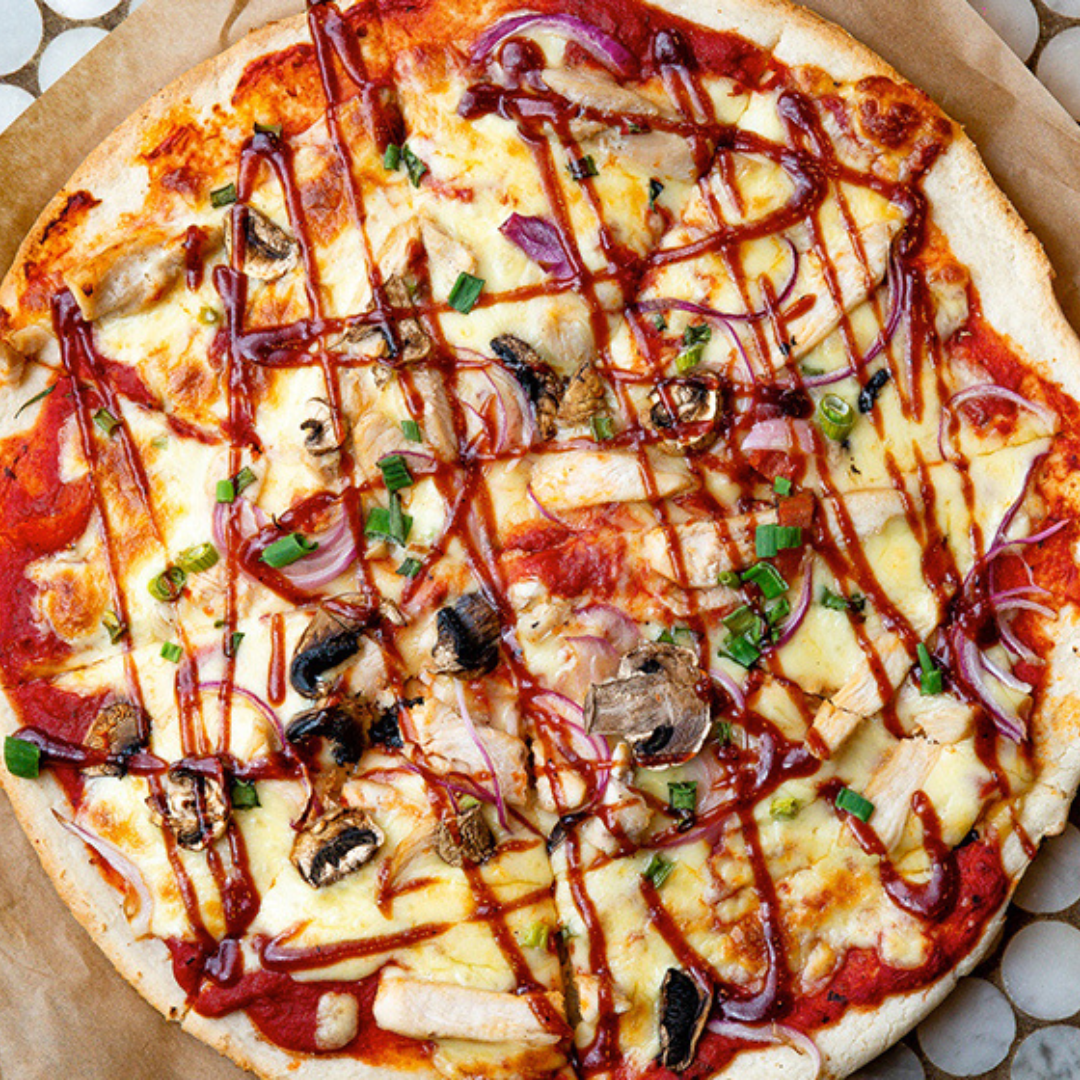 BBQ Chicken Pizza, 3 Wise Monkeys Pub