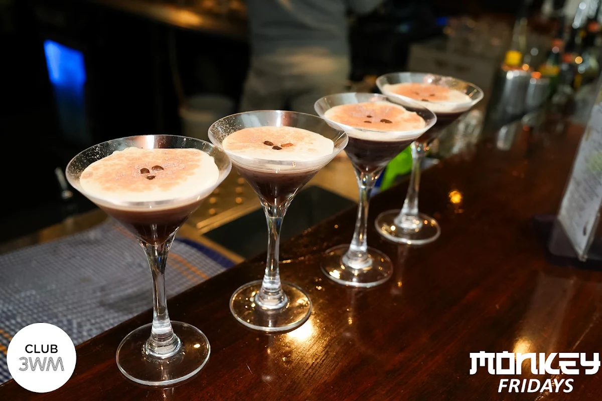 Espresso Martini, 3 Wise Monkeys Pub