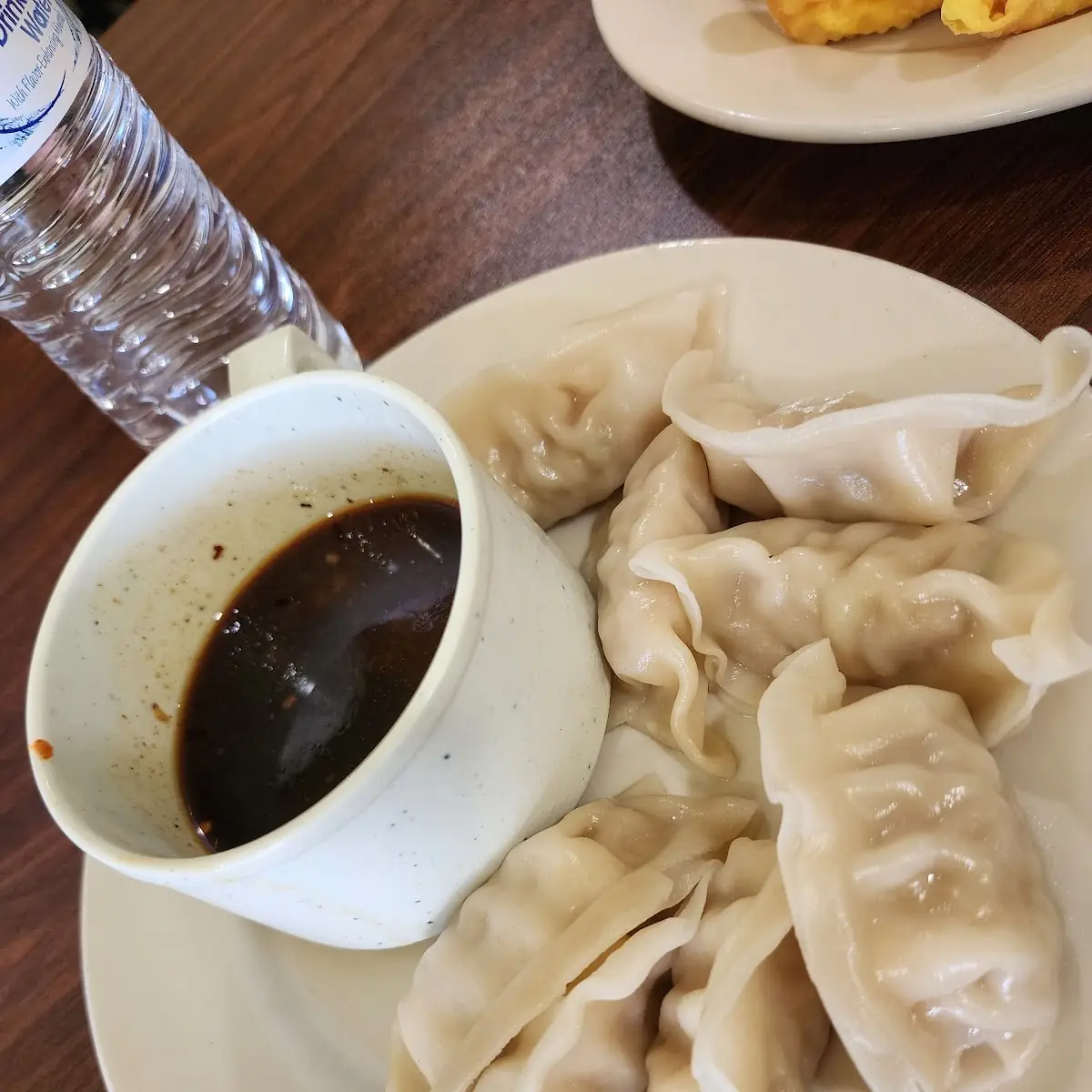Steamed Gyoza (8 Pcs)