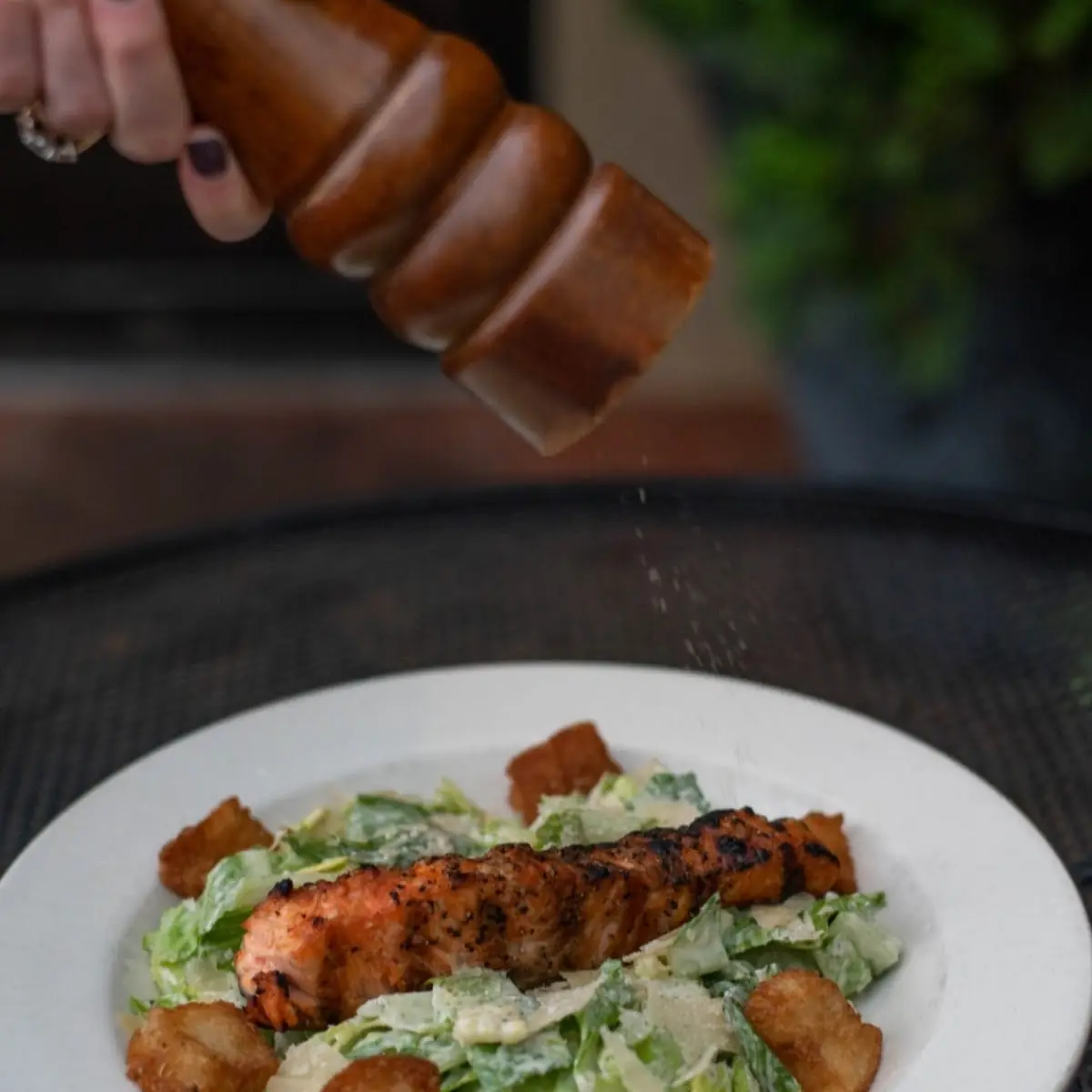 Salmon Cæsar Salad