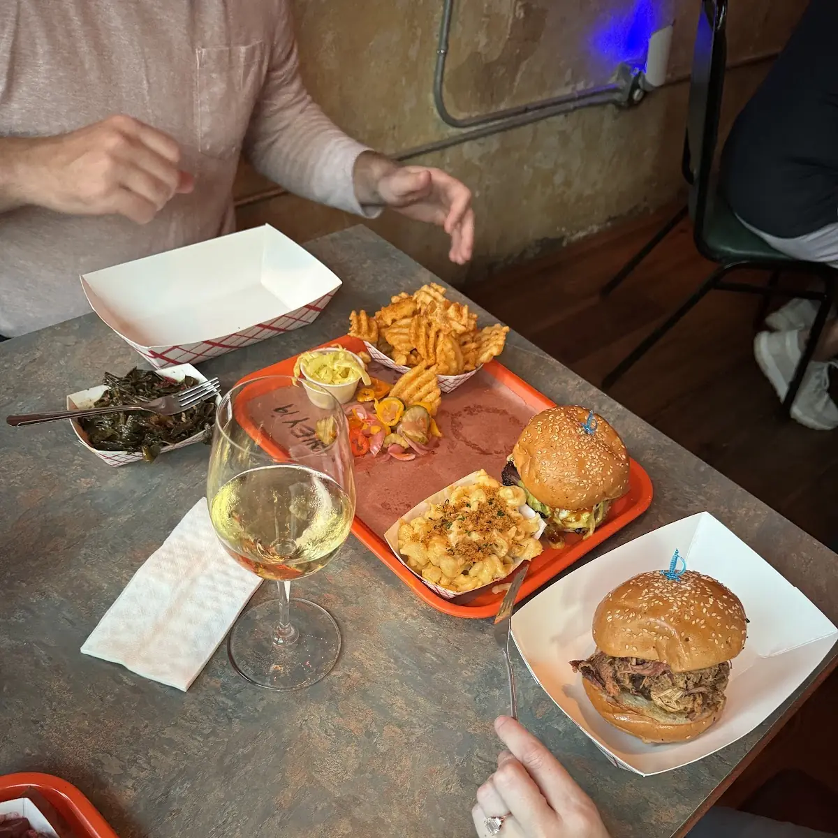 Mac N Cheese Brisket Sandwich