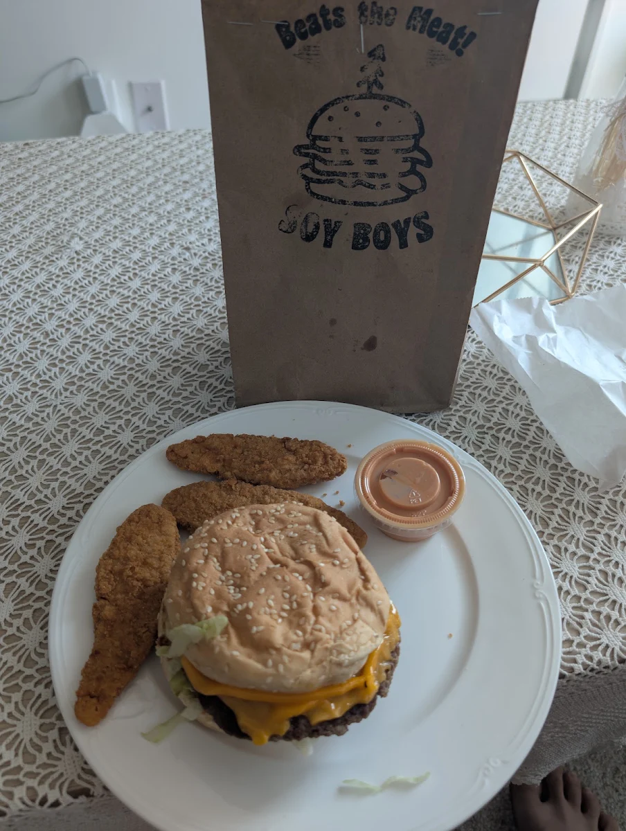 Soy Big Boy Double, Soy Boys