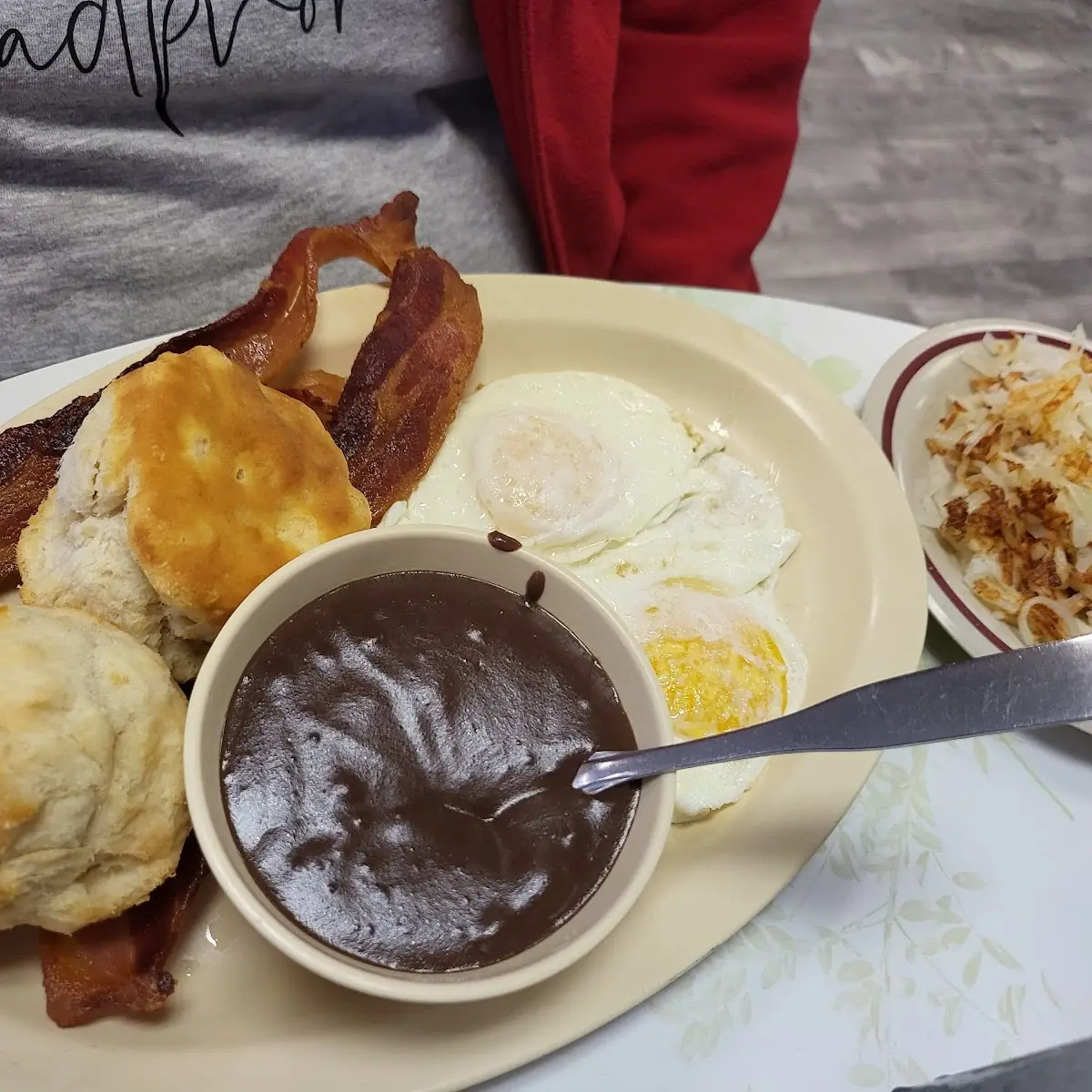 Biscuits and Country Gravy