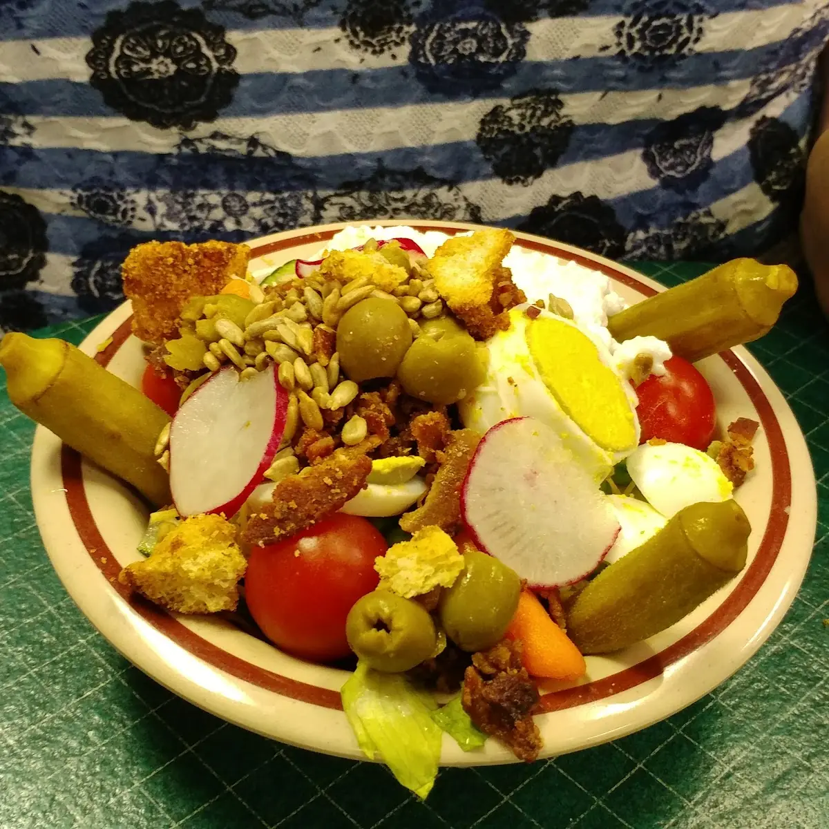 Bob's Grill Salad Bar