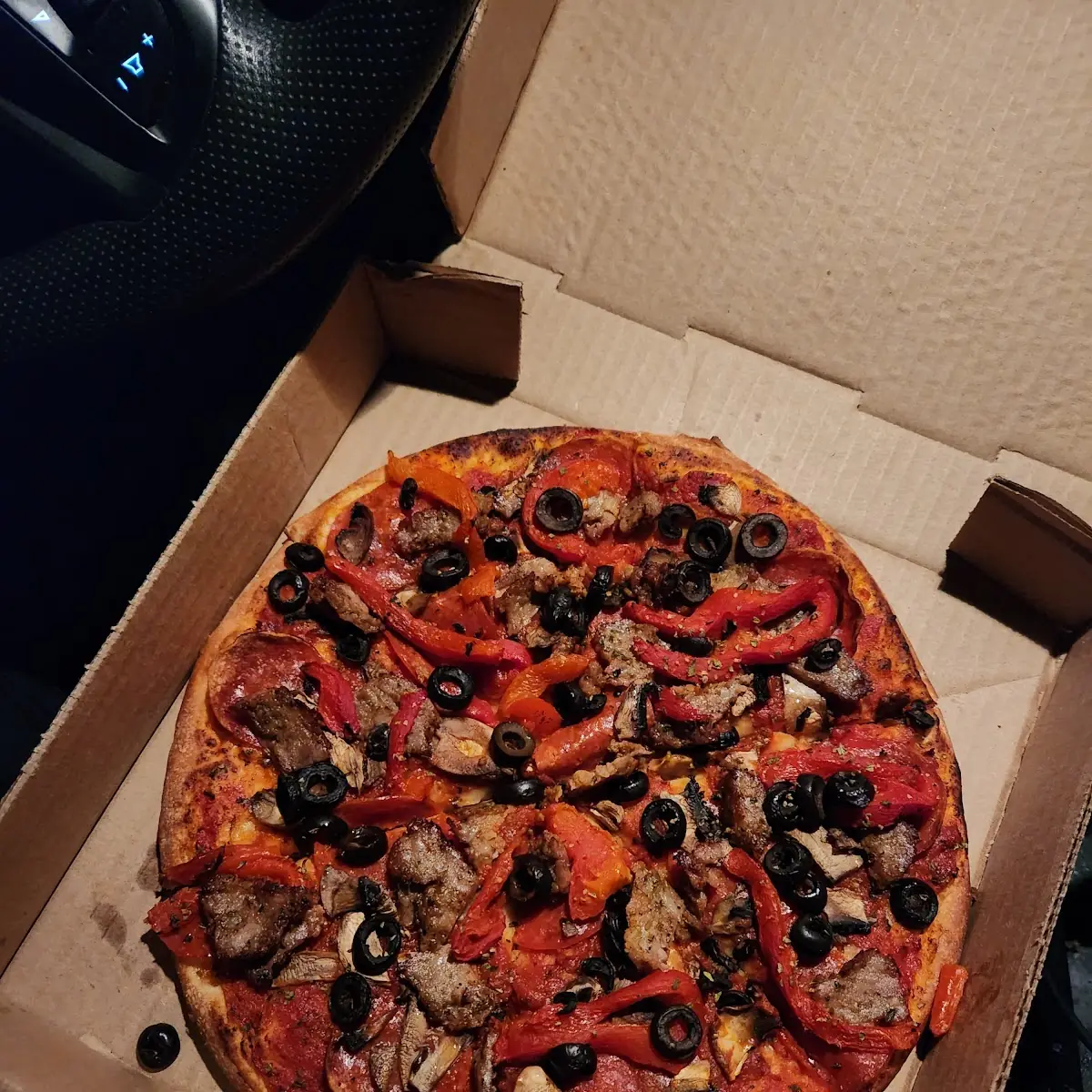 10" 'Tommy Lee Pepperoni Lover Pie and Char Pepperoni