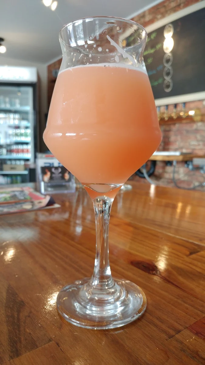 Comme Dans Un Jardin Sous Acide Berliner Weisse Aux Fraises Et Rhubarbes, Maltstrom - Microbrasserie