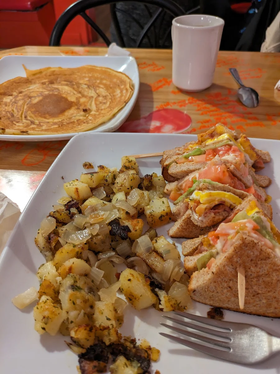 Club Sandwich Avec Oeuf