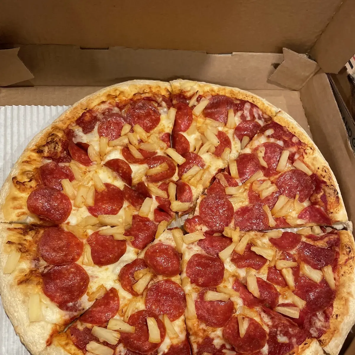 Pepperoni & Pineapple Stuffed Crust Pizza Hawaii