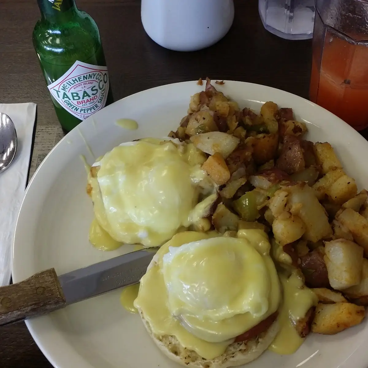 Classic Eggs Benedict