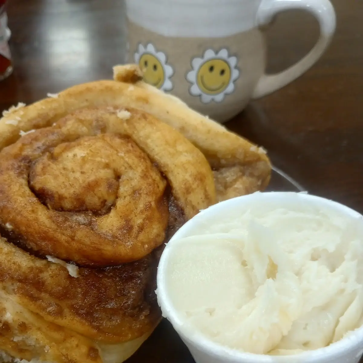 MJ's Homemade Cinnamon Rolls