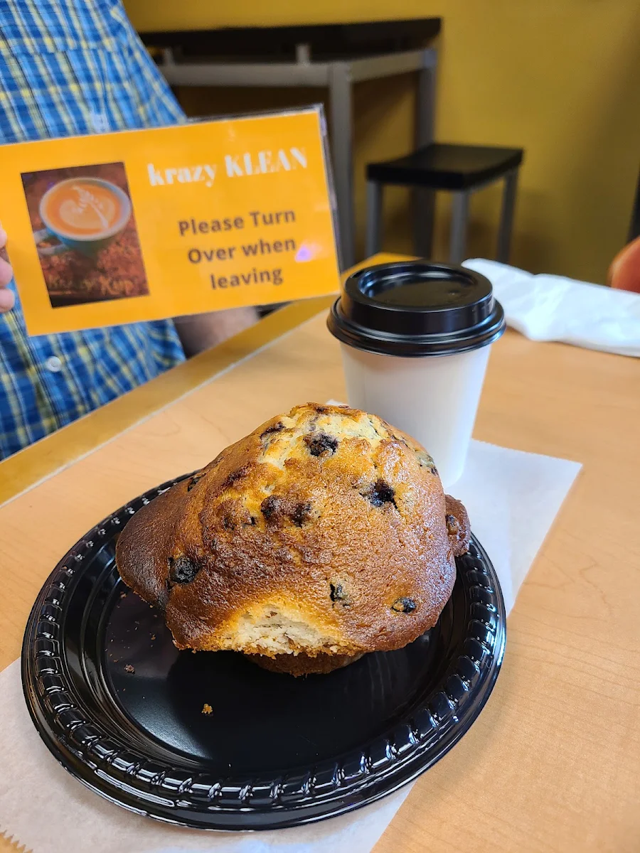 Blueberry Muffin & Cortado