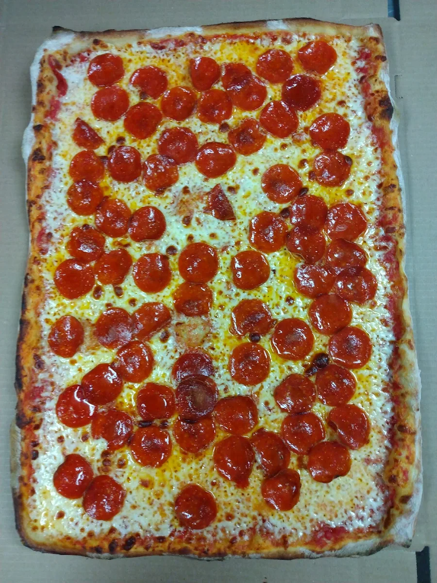 Highlights, Garage Pizza