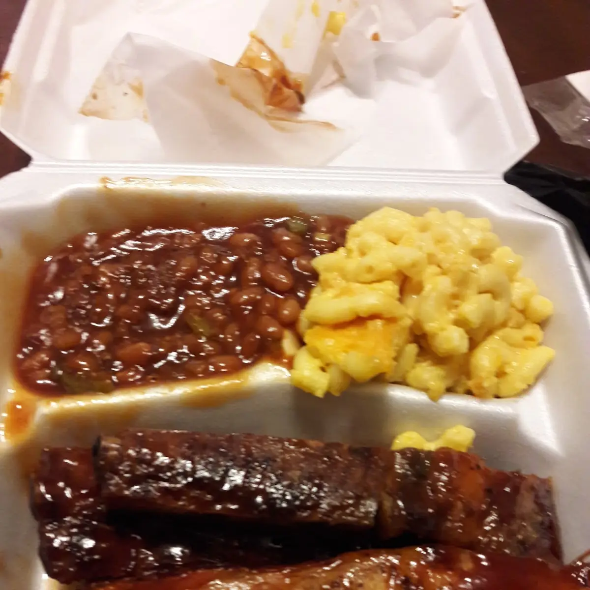 Barbecue Ribs with Baked Beans