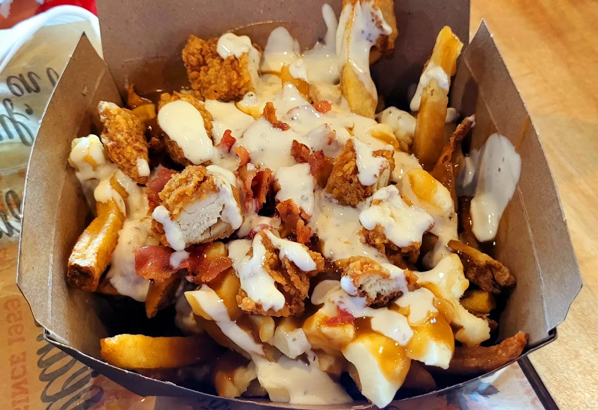 Chicken Bacon Ranch Poutine