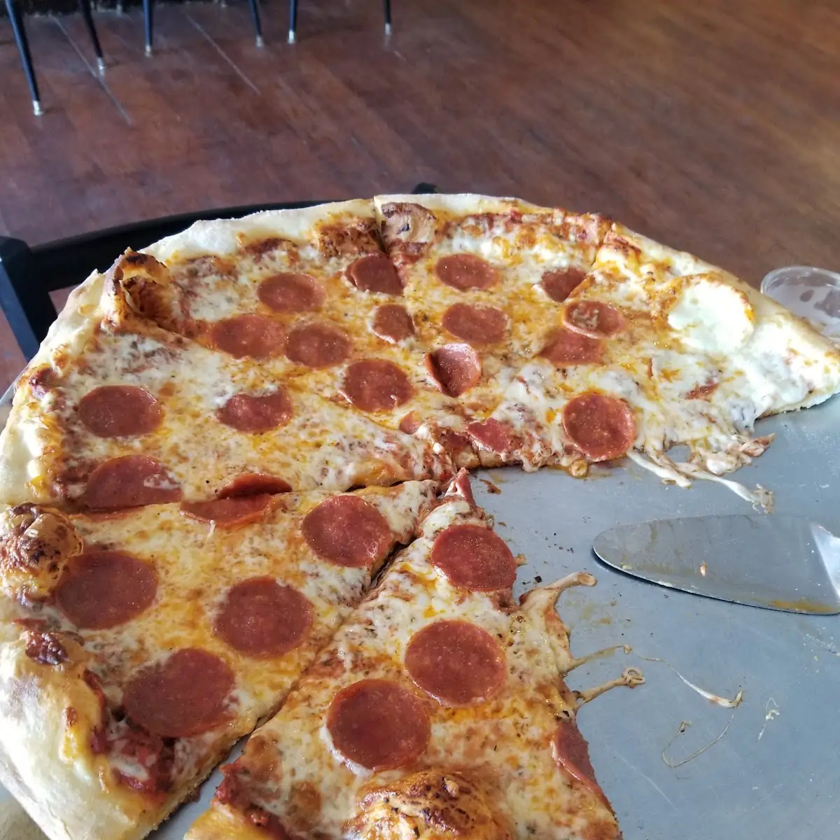 Large Pepperoni Pizza Extra Cheese Pizza