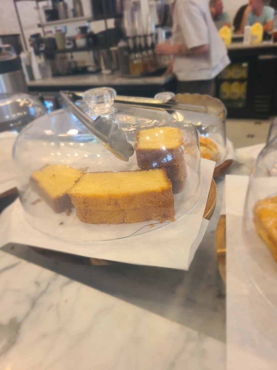 ZaZa's GF Lemon Pound Cake