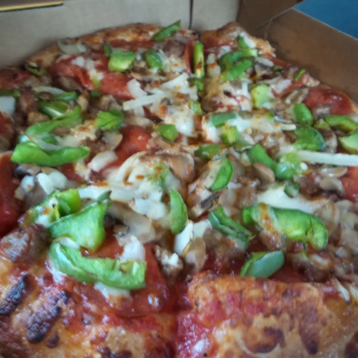 Deluxe Pizza