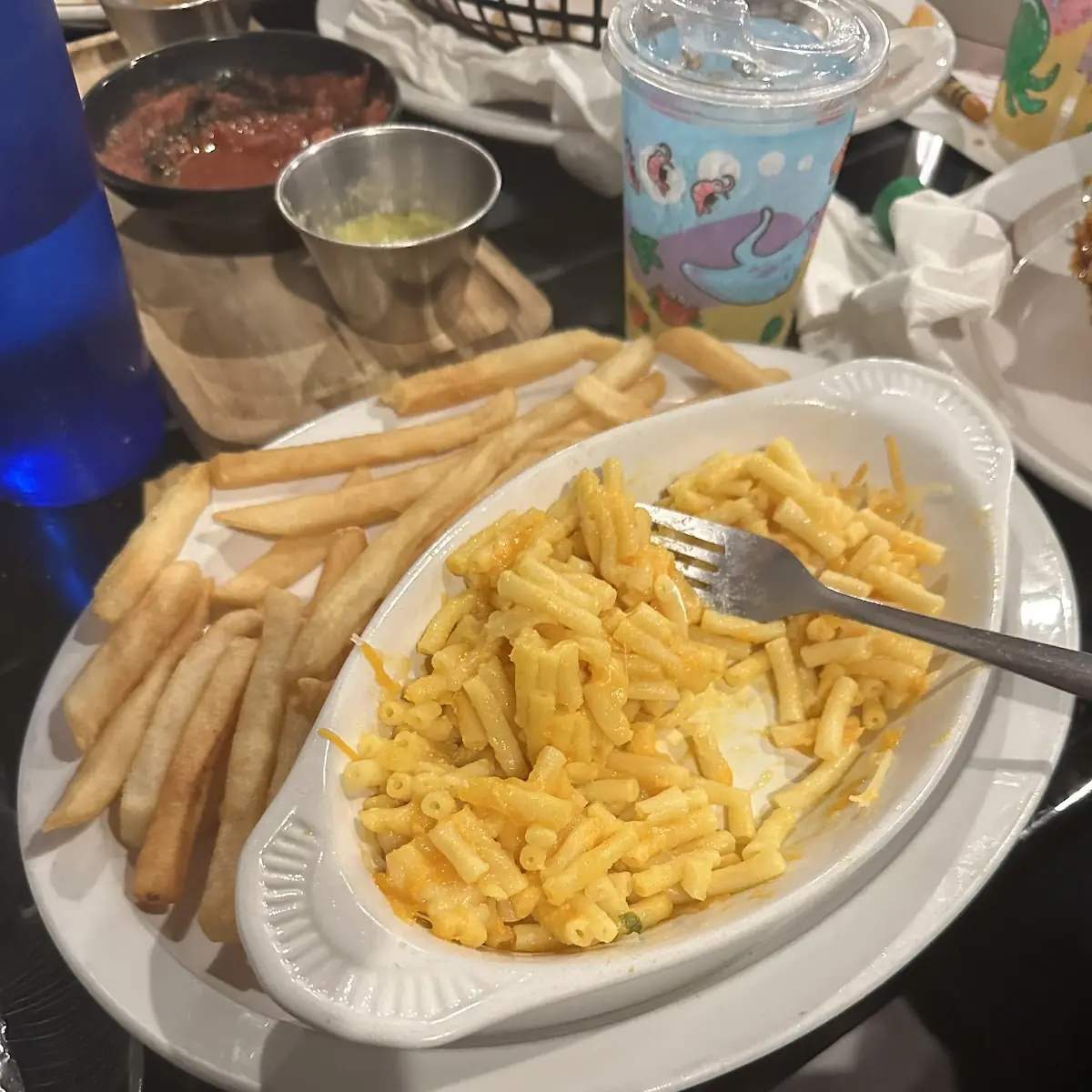 Kids Mac & Cheese with Fries