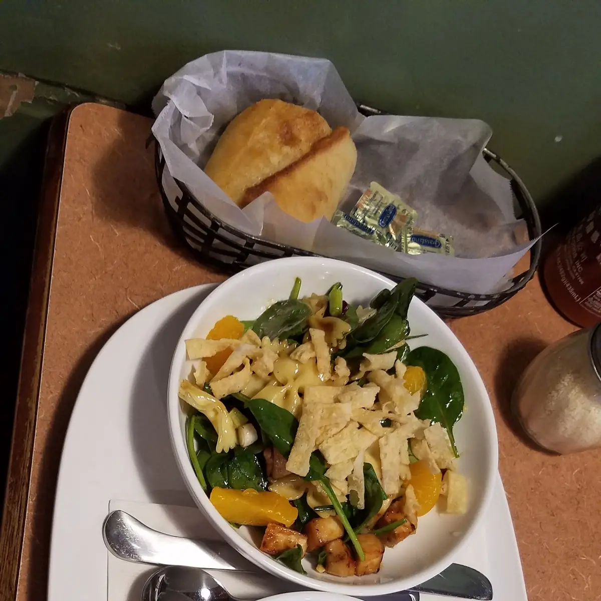 chicken souvlaki (D)
