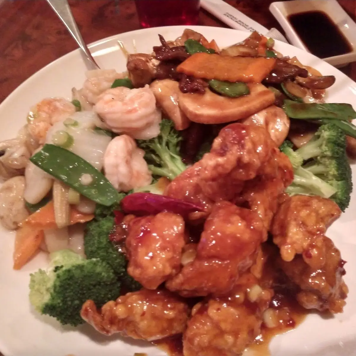 Three Delight with Garlic Sauce