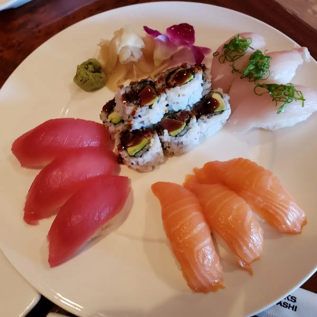 Yellowtail Roll