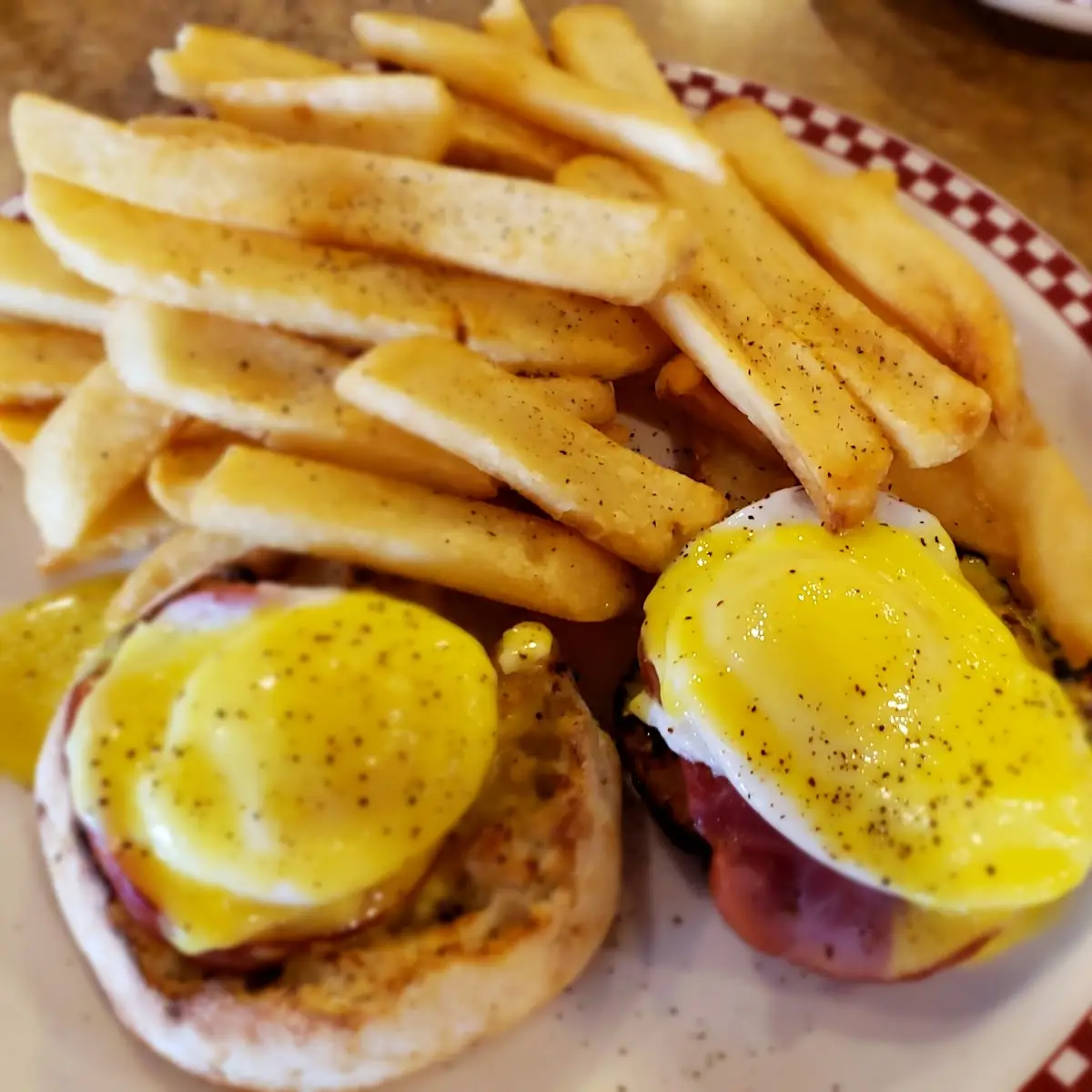 Eggs Benedict